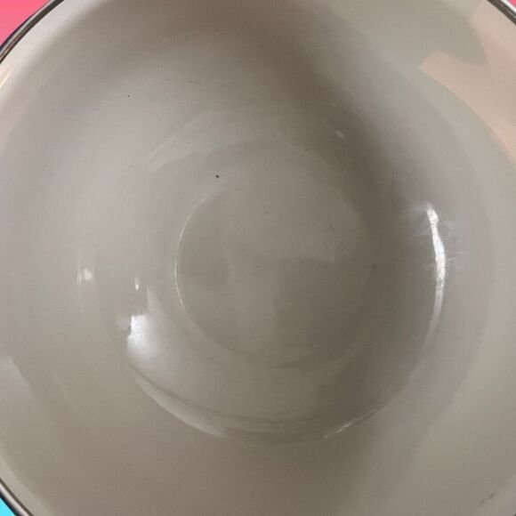 Vintage Set of 2 Metal International Heartland Enamel Nesting Bowls - Picture 5 of 8